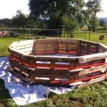 Swimming-Pool-made-out-of-pallets-2
