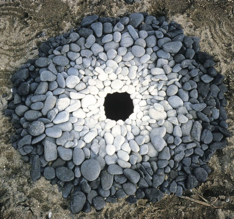 land-art-andy-goldsworthy-1