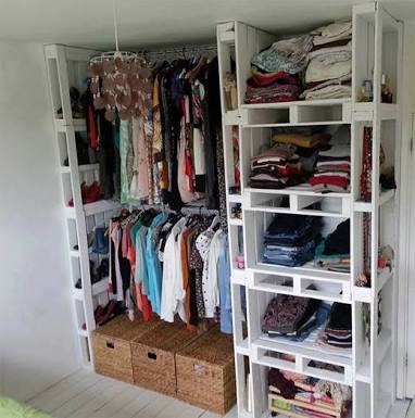 Pallet Closet