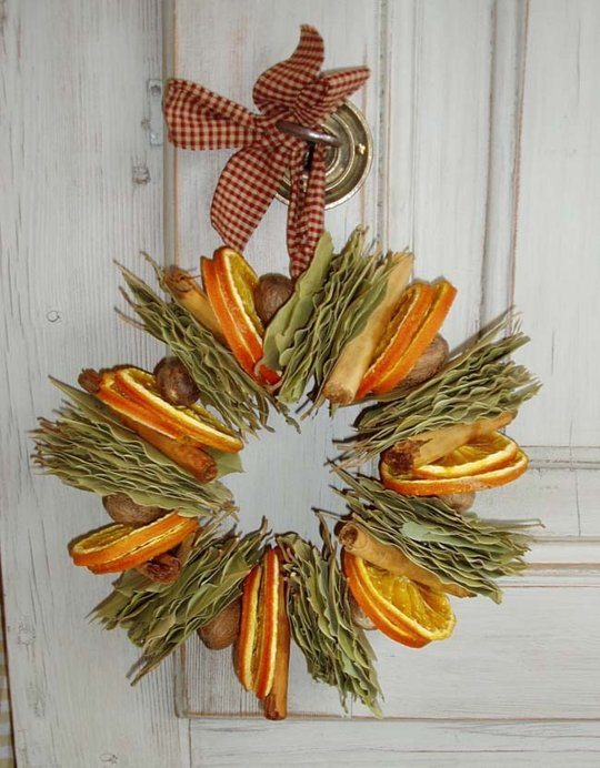 dried orange wreath bay leaf