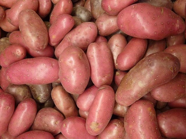 potatoes-2078775_640