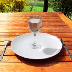 Fasting_4-Fasting-a-glass-of-water-on-an-empty-plate